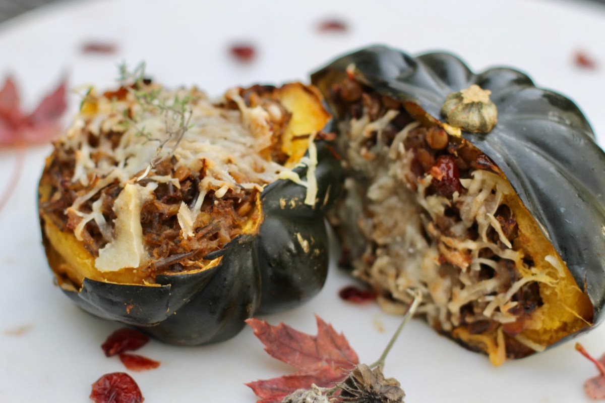 Stuffed squash with lentils, cranberries and wild rice (a Midwestern&nbsp;twist)