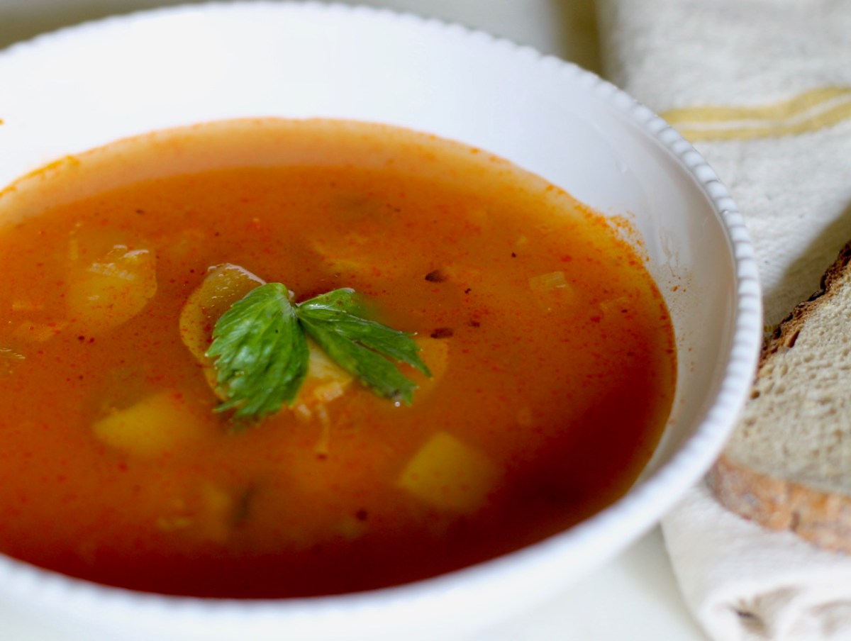 Potato soup with&nbsp;lovage